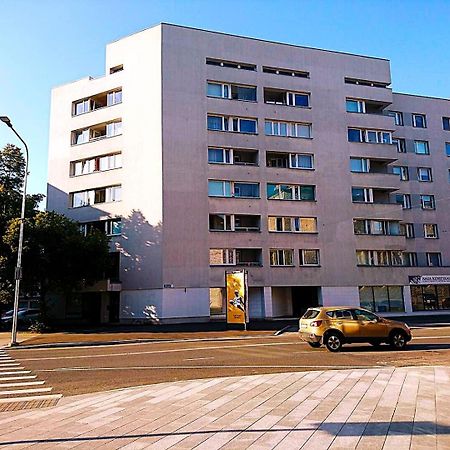 City Center Raua Apartment With Balcony Tallinn Buitenkant foto