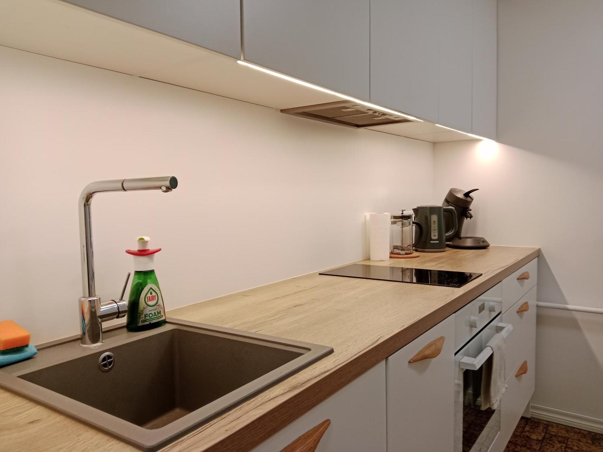 City Center Raua Apartment With Balcony Tallinn Buitenkant foto