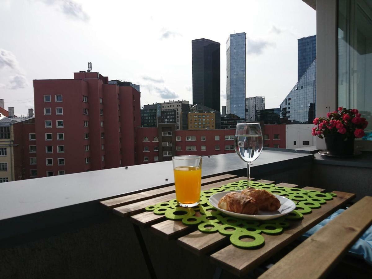 City Center Raua Apartment With Balcony Tallinn Buitenkant foto